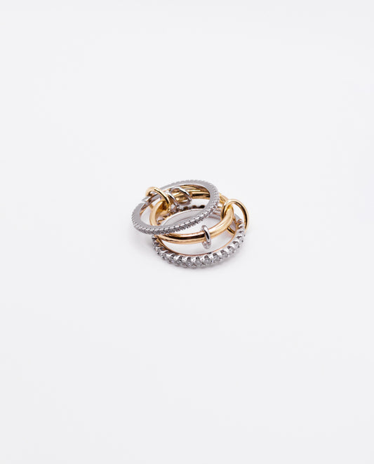 Elowyn -18k gold plated three interlinked bands ring