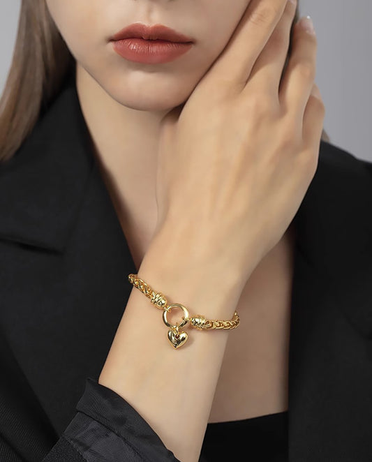 Wynter - 18k gold plated delicate gold-toned chain , gold color