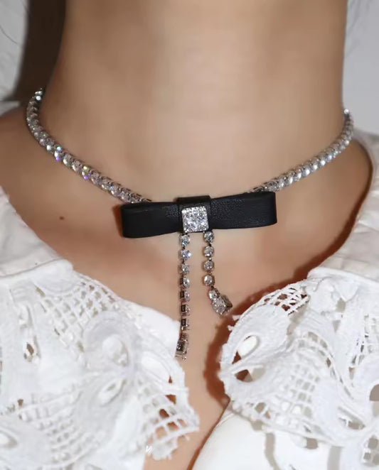 Bow - Exquisite 18k Gold Plated Bow Necklace Embellished With Sparkling Cubic Zirconia Silver Color