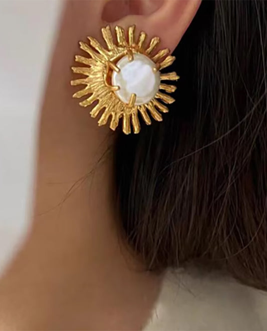 Noa - 18k gold plated bold and artistic design earrings with pearls