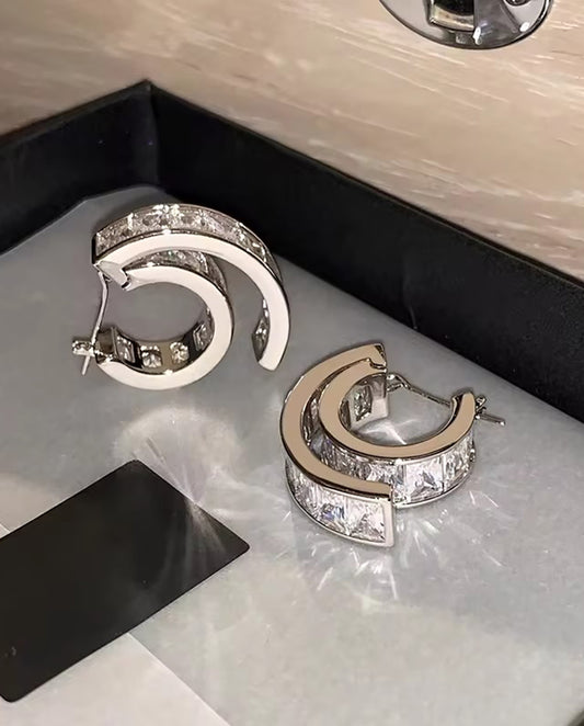 Eve - 18k gold plated silver-tone hoops earrings with Zirconia Stones, silver color