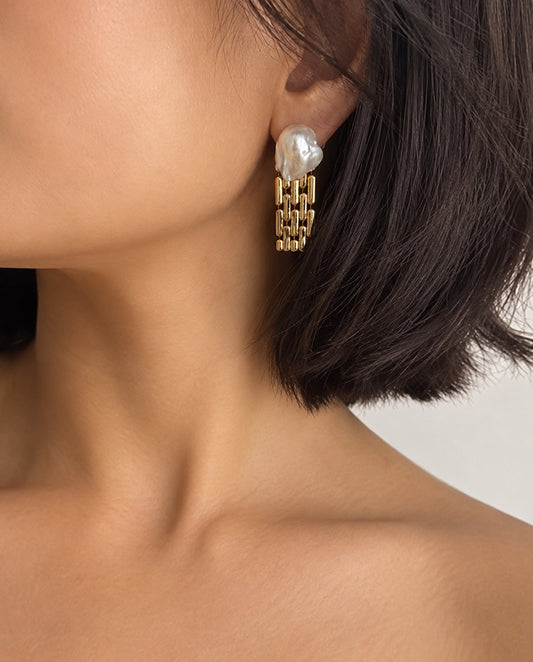 Zephira - 18k gold plated striking and creative design earrings that combines golden rectangular links