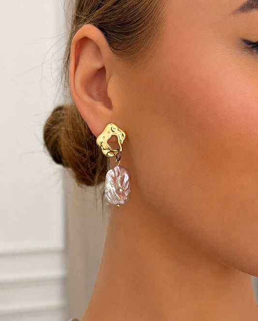 Genevieve - stylish 18k gold plated earrings with freshwater pearl