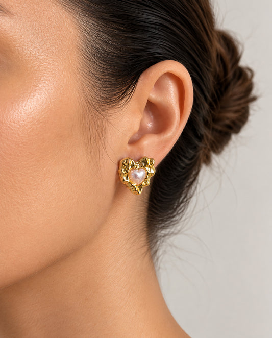 Cassiopeia - 18k gold plated  stud earrings with freshwater pearls