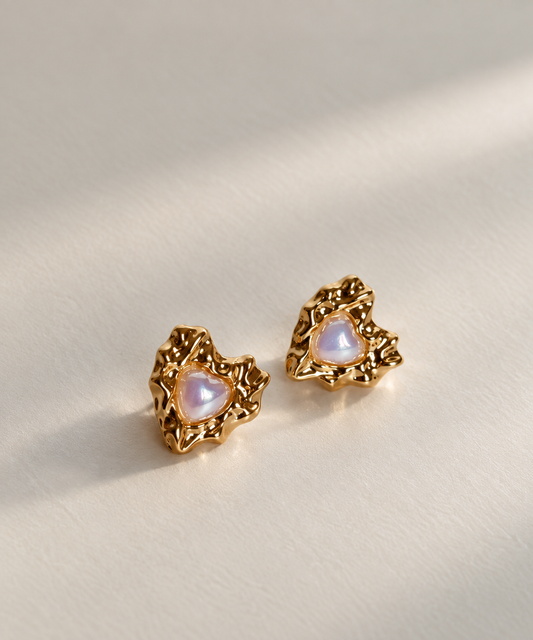 Cassiopeia - 18k gold plated  stud earrings with freshwater pearls
