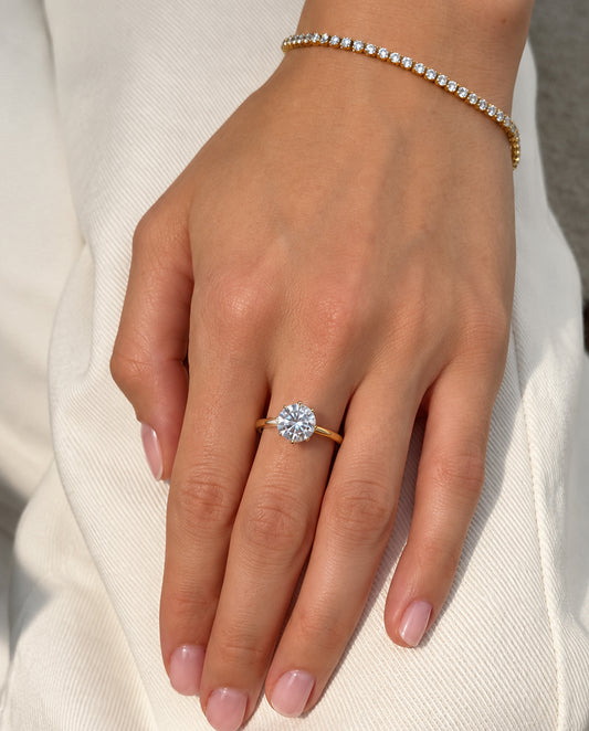 Round zirconia - 18k gold plated ring , gold color