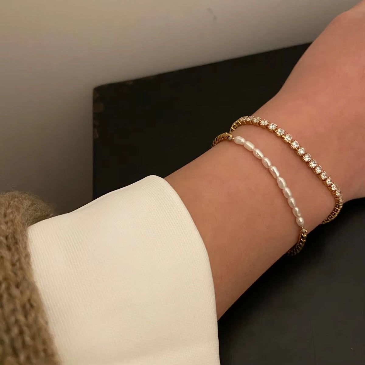Violaine - 18k gold plated chain bracelet with freshwater pearls , gold color