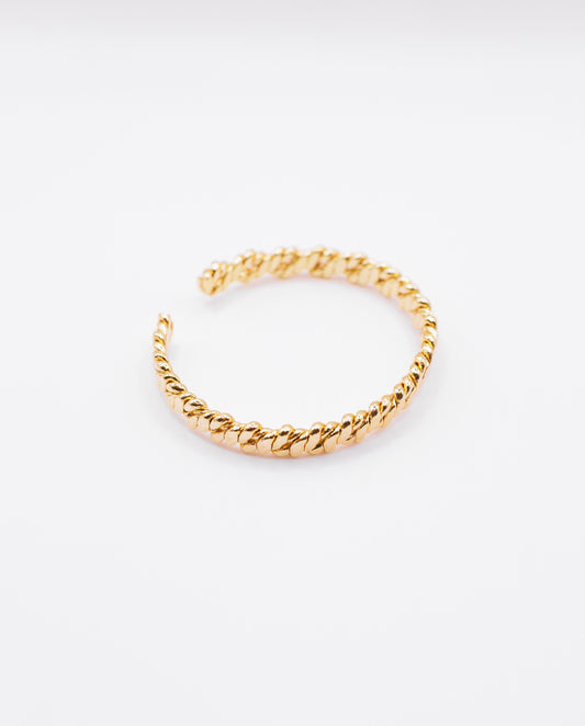 Evora - 18k gold plated sophisticated and modern bracelet