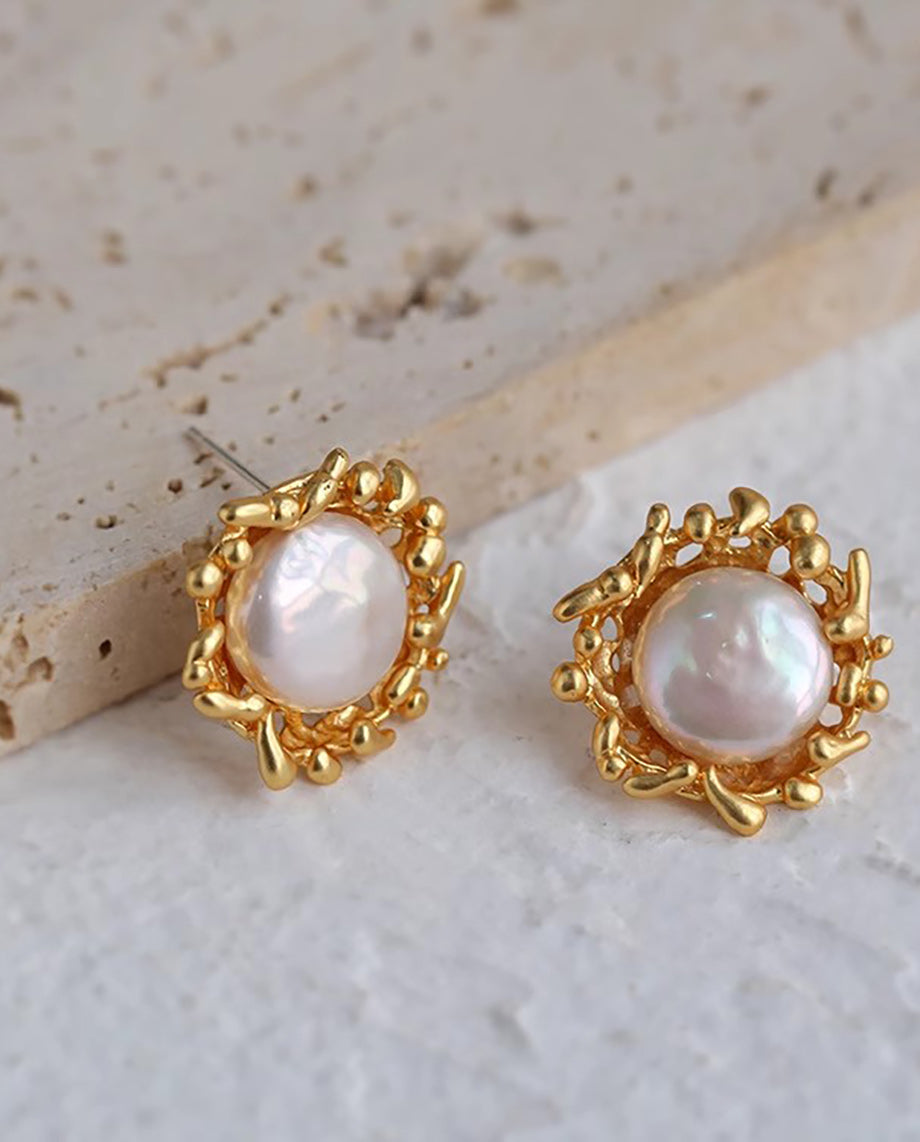 Elowen - classic design with large, natural pearls earrings