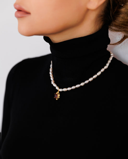 Zinnia - real pearls necklace with 18k gold plated finishing with red stone pedant