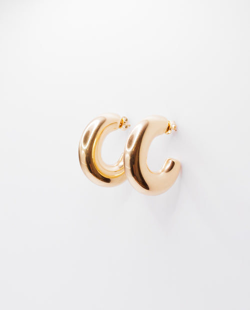 Victoria - 18k gold plated earrings with bold, sculptural design