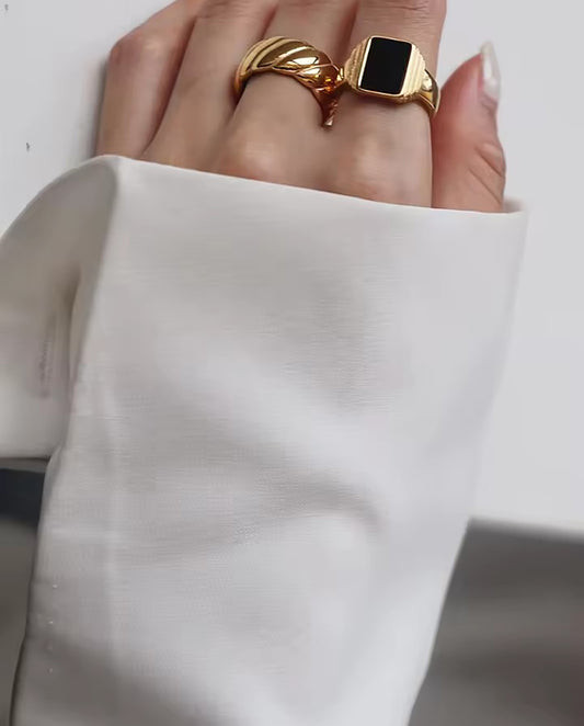 Wisteria - 18k gold plated bold and elegant gold-tone ring
