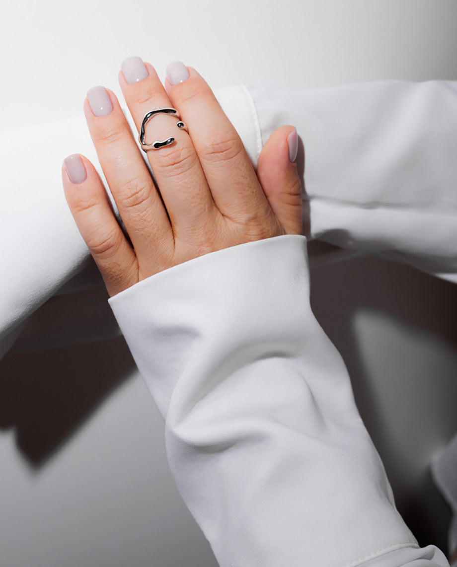 Solene - 925 sterling silver ring with sleek and modern design