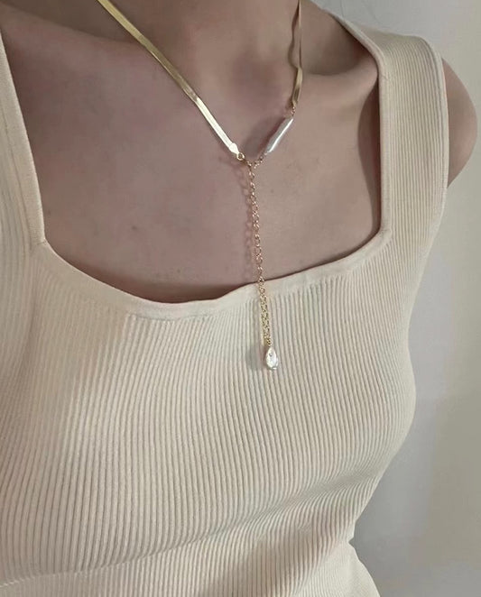 Andromeda - 18k Gold Plated Asymmetric Chain Necklace With Real Pearls Gold Color