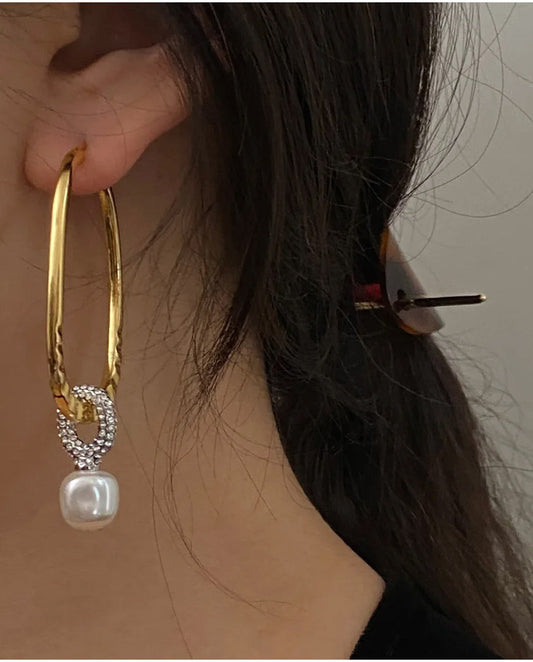 Harriet - 18k gold plated elegant and contemporary design transformer earrings