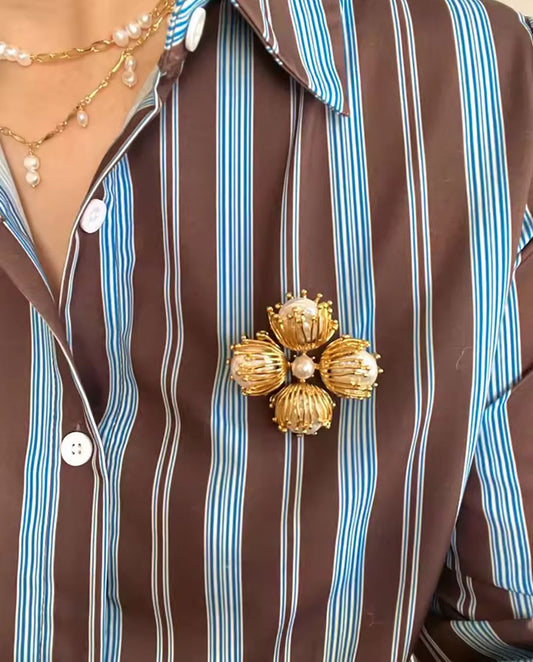 Seraph - 18k gold plated brooch flower shape with pearls