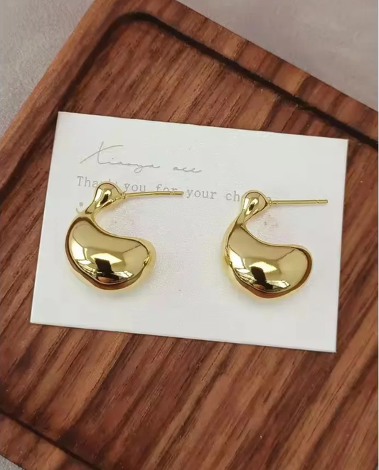 Aurora - 18k gold plated hoops earrings unique and elegant design , gold color
