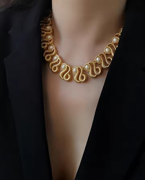 Fawn - Exquisite and Luxurious Design 18k Gold Plated Necklace With Faux Pearls Gold Color