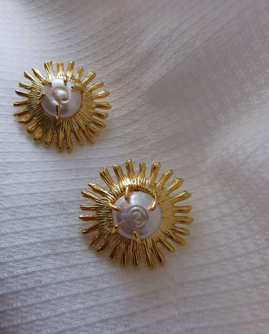 Noa - 18k gold plated  bold and artistic design earrings with pearls