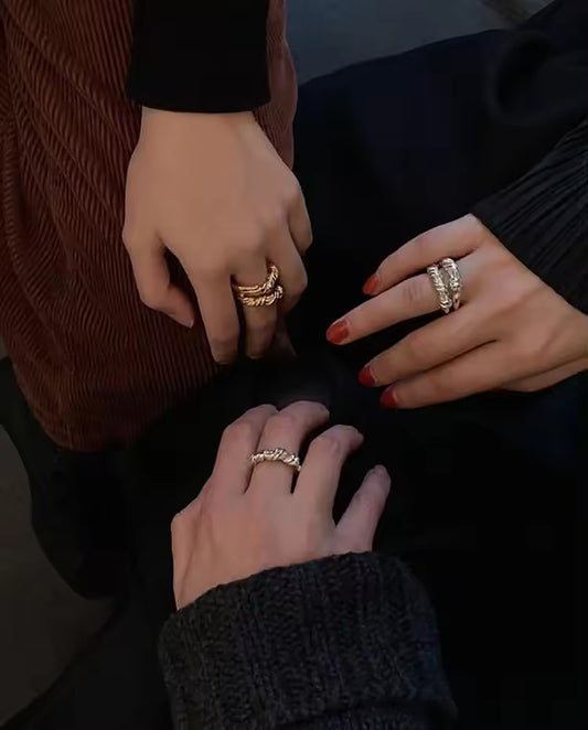 Edith - 18k gold plated rope-like effect ring , gold-tone