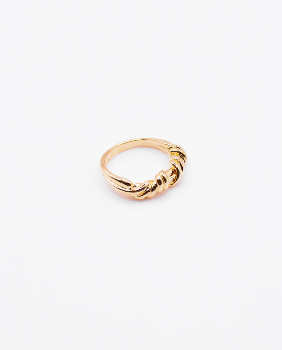 Edith - 18k gold plated rope-like effect ring , gold-tone