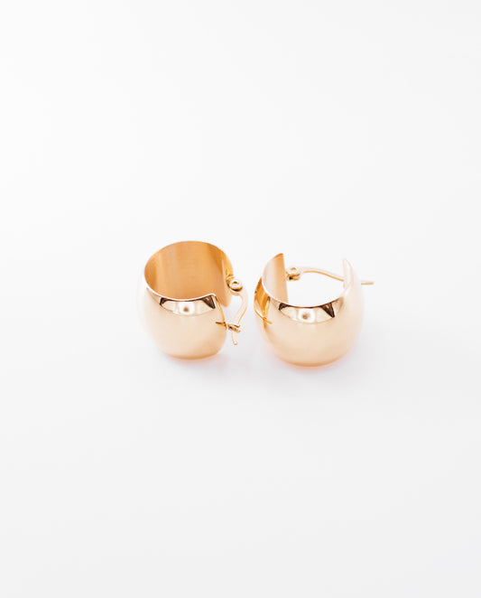 Fawn - 18k gold plated modern and elegant gold-tone hoop earrings