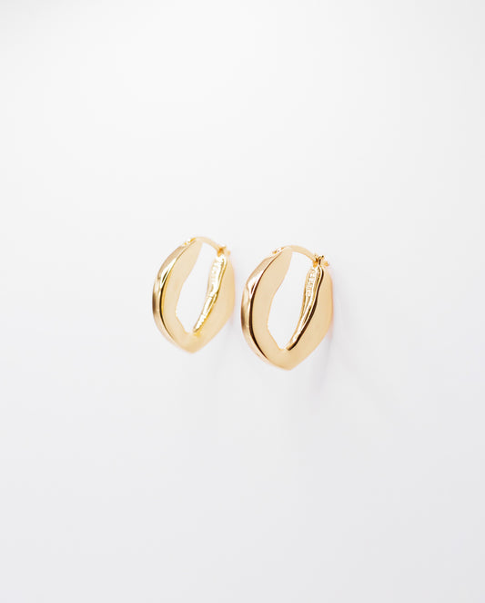 Verena - 18k gold plated elegant hoop earrings featuring a unique twisted design