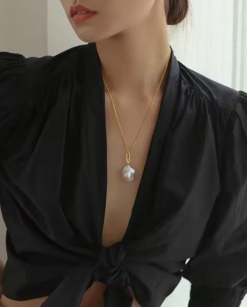 Noa - 18k gold plated chain necklace with real pearl pedant gold color