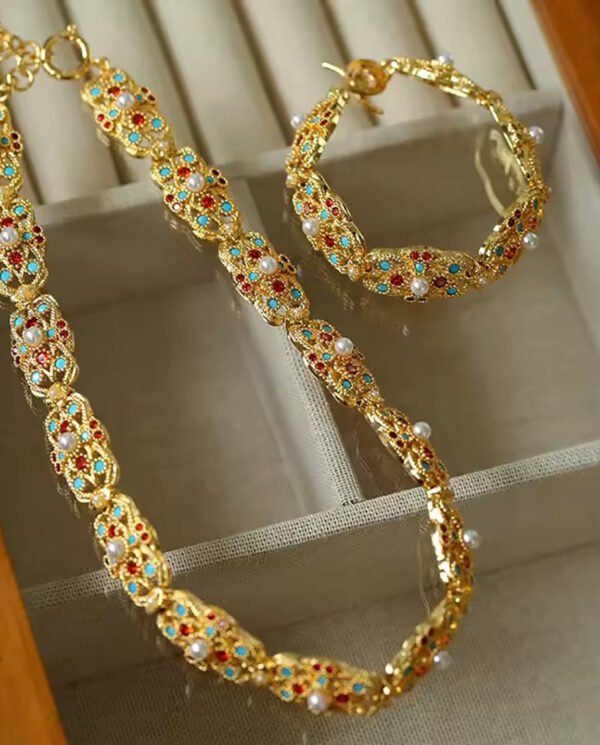 Delilah necklace
