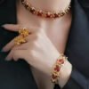 Isa necklace