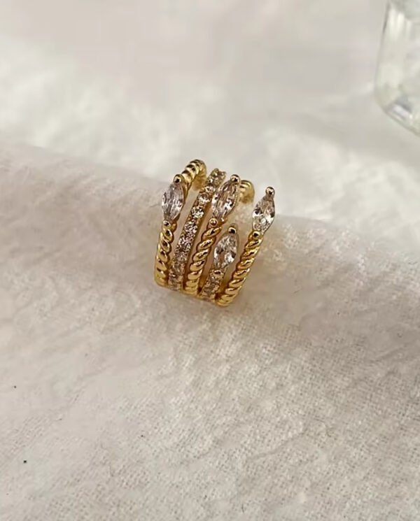 Henrietta gold